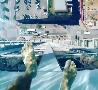 高空透明泳池挑战极限刺激体验-和风乐游农庄(图2)