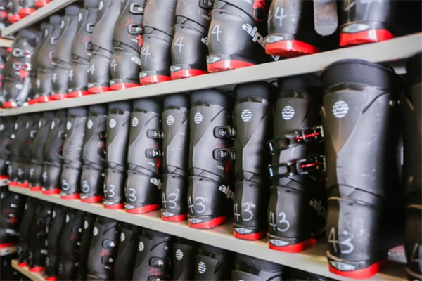 云上草原星空滑雪场 南方滑雪新体验-和风乐游农庄(图1)