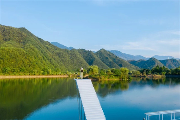 汤口轻奢营地体验远离都市喧嚣享受自然浪漫-和风乐游农庄(图1)