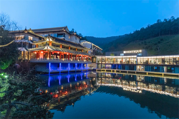 安吉涵田度假村温泉体验攻略，九龙山茶海间的隐逸秘境-和风乐游农庄(图1)