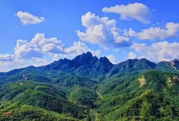 艾山国家森林公园(图1)