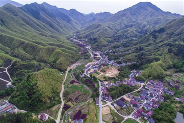 郎村村：畲族风情与自然美景交织的心灵净土-和风乐游农庄(图1)