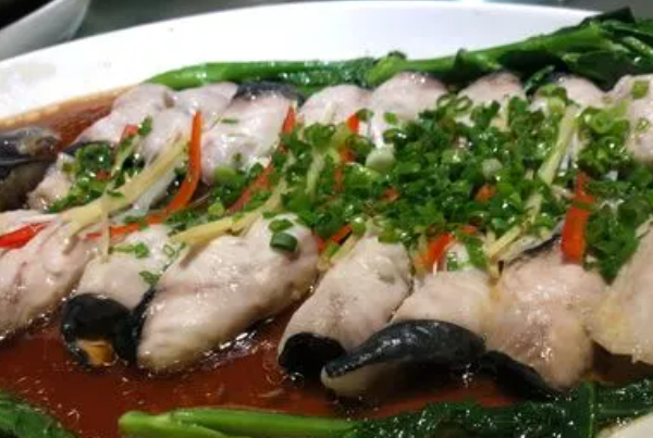 安吉双鱼堂民宿:诗意栖居的宁静时光与生态美食体验-和风乐游农庄(图3) 安吉双鱼堂民宿:诗意栖居的宁静时光与生态美食体验-和风乐游农庄(图3)