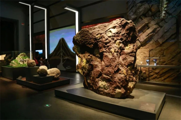 浙江自然博物馆安吉馆亲子游攻略，探索亚洲最大自然博物馆奇妙体验-和风乐游农庄(图2)