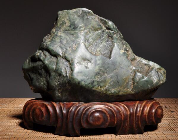 崂山绿石(图2) 崂山绿石(图2)