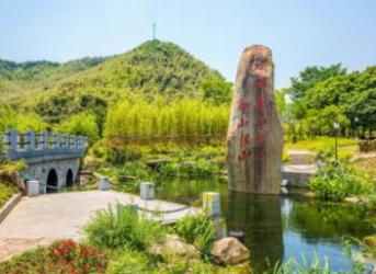 探秘安吉余村绿水之美体验矿坑露营独特魅力-和风乐游农庄 - 和风乐游农庄