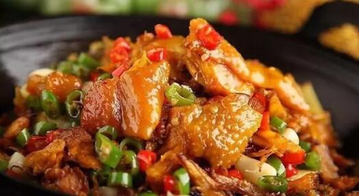 安吉必尝美食推荐:当地特色菜肴完整指南-和风乐游农庄(图6) 安吉必尝美食推荐:当地特色菜肴完整指南-和风乐游农庄(图6)