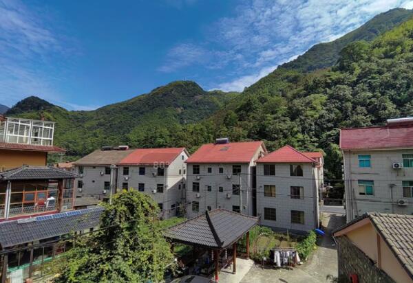 安吉大溪村农家乐体验纯天然田园生活-和风乐游农庄(图2)