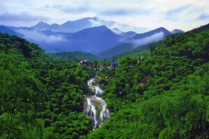 山沟沟 - 和风乐游农庄