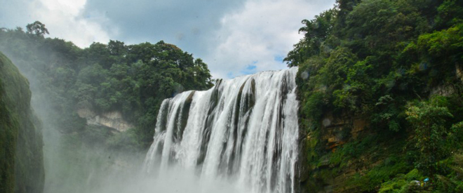 黄果树瀑布位置在哪里？完整游玩攻略解锁喀斯特奇迹-和风乐游农庄(图1)