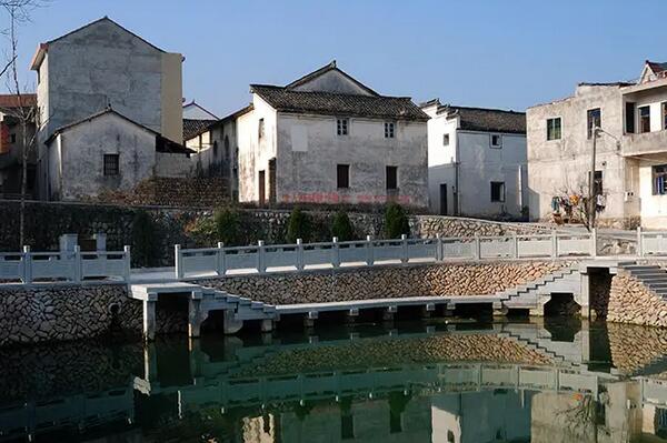 杭州桐庐荻浦花海：田园风光与休闲娱乐完美融合的乡村旅游胜地-和风乐游农庄(图3)