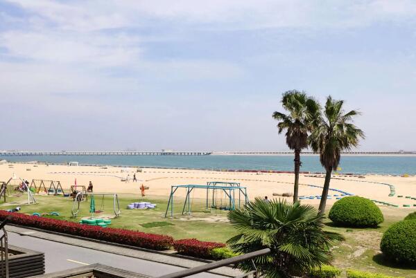 金山城市沙滩(图1)