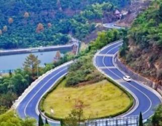 安吉天荒坪盘山公路美景如画 车友漂移圣地体验-和风乐游农庄 - 和风乐游农庄
