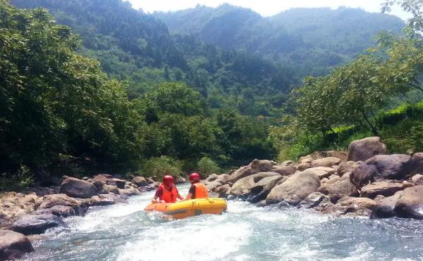 九龙溪漂流(图1)