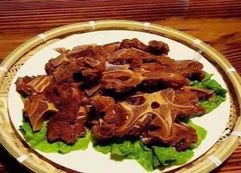 安吉山野美味特色餐厅推荐 正宗农家菜烤全羊手抓牛骨美食指南-和风乐游农庄(图2) 安吉山野美味特色餐厅推荐 正宗农家菜烤全羊手抓牛骨美食指南-和风乐游农庄(图2)