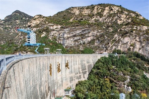 青龙峡 - 和风乐游农庄