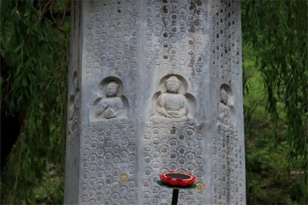 金山寺舍利塔(图2)