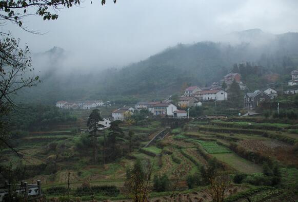 浙北第一高山村九亩田：海拔820米的世外桃源-和风乐游农庄(图1)