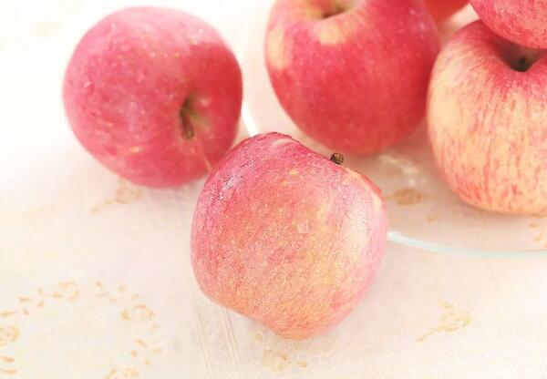 石洞彩苹果(图1) 石洞彩苹果(图1)