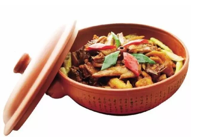 安吉竹林鸡:天然散养的美味传奇-和风乐游农庄(图4) 安吉竹林鸡:天然散养的美味传奇-和风乐游农庄(图4)