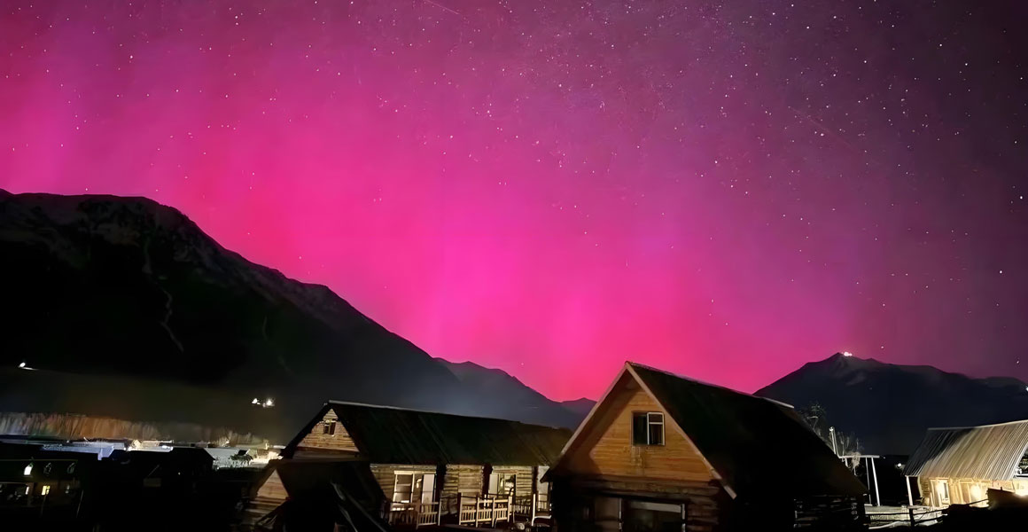 阿勒泰极光观测完全攻略：最佳时间与住宿拍摄指南-和风乐游农庄(图2)