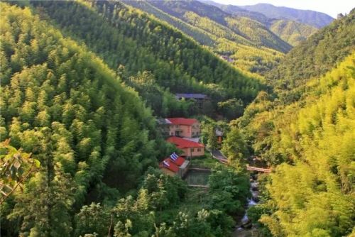 浙江安吉报福镇成世界长寿之乡 人口仅1.85万却有165位90岁以上老人-和风乐游农庄(图1) 浙江安吉报福镇成世界长寿之乡 人口仅1.85万却有165位90岁以上老人-和风乐游农庄(图1)