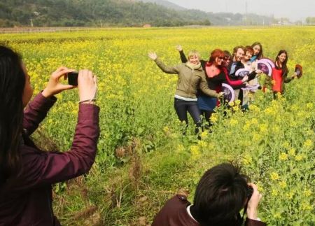 阳春三月踏青正当时 春游踏青的习俗由来-和风乐游农庄(图4) 阳春三月踏青正当时 春游踏青的习俗由来-和风乐游农庄(图4)
