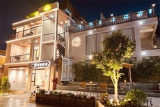 莲湖民宿 - 和风乐游农庄