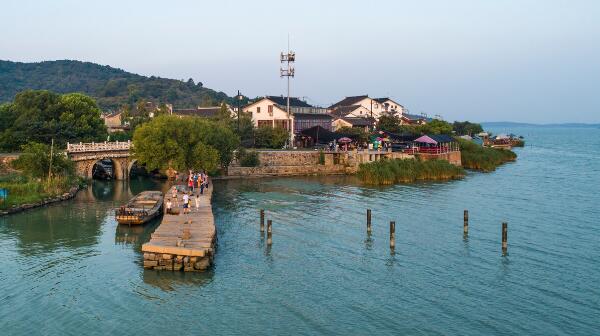 明月湾古村(图1)