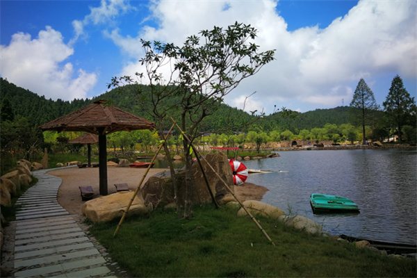 白马山森林公园(图1)