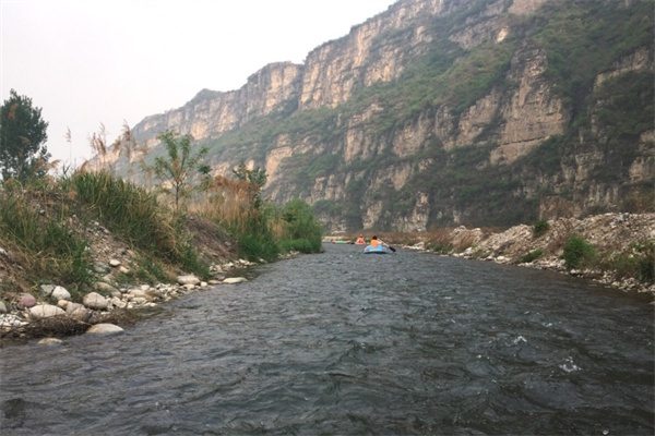 野三坡北大河漂流(图2)
