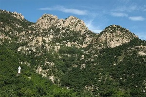 五峰山 - 辰飞雨和风乐游农庄